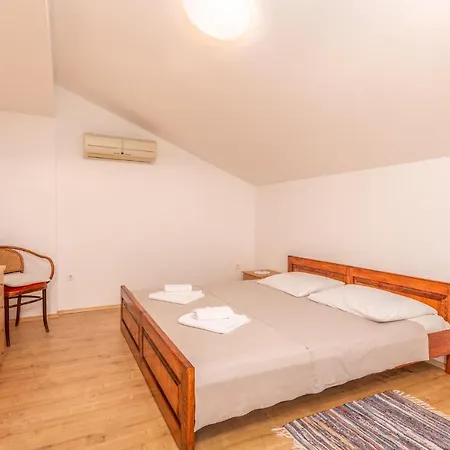 Gorgeous In With Wifi Apartament *
