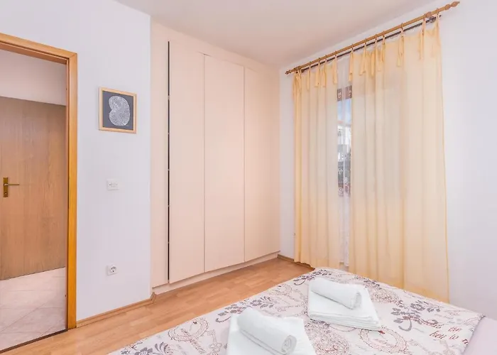 Apartment Lovely In With Wifi *